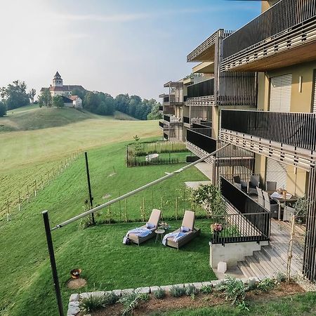 Wohnen Im Wein Apartment Ehrenhausen Bagian luar foto